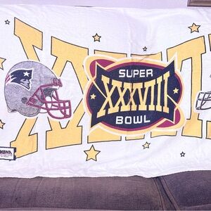 Super Bowl XXXVIII Beach Towel - White and Yellow